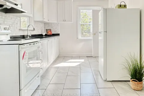 80 Empire Street, ON N5Y 1G7