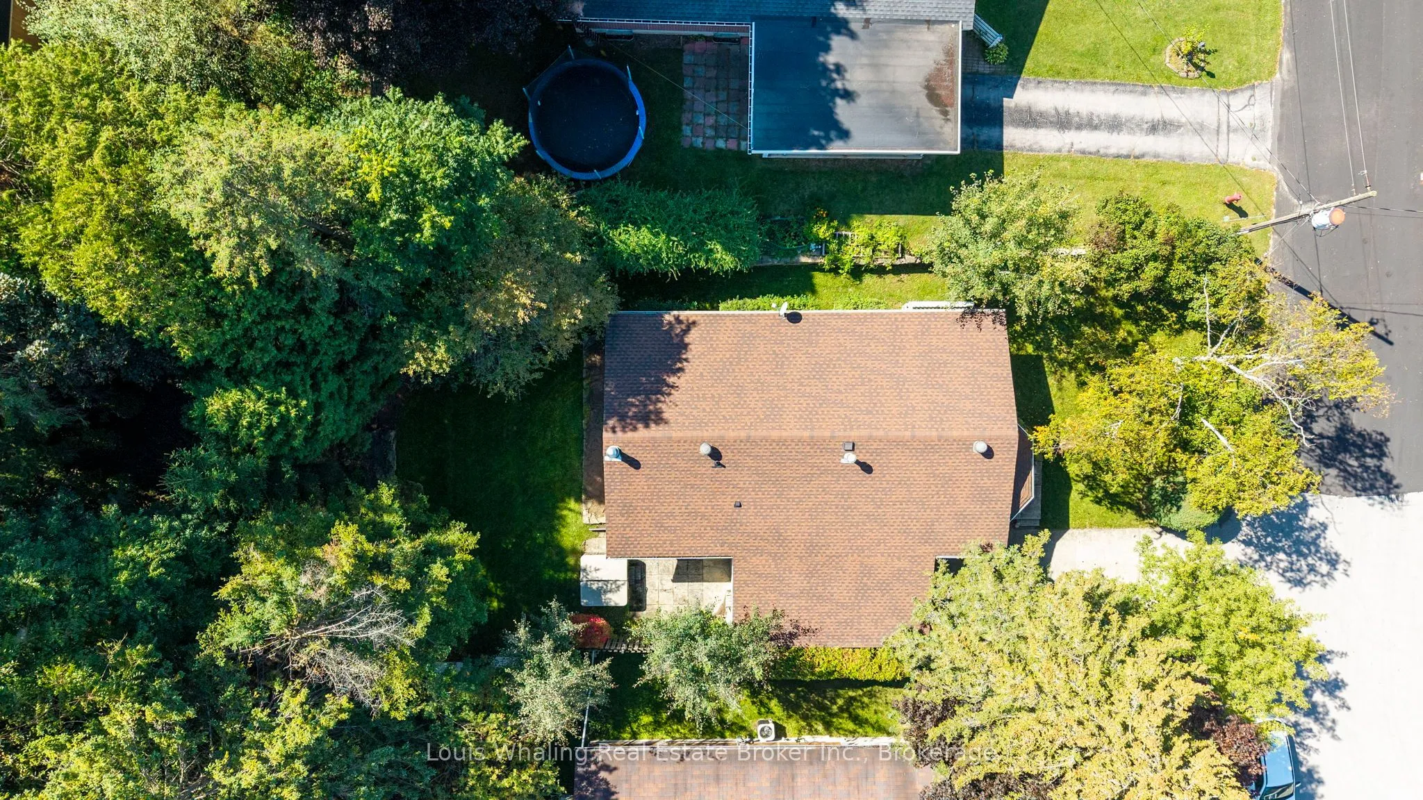 61 8th Street, ON N4N 1J1