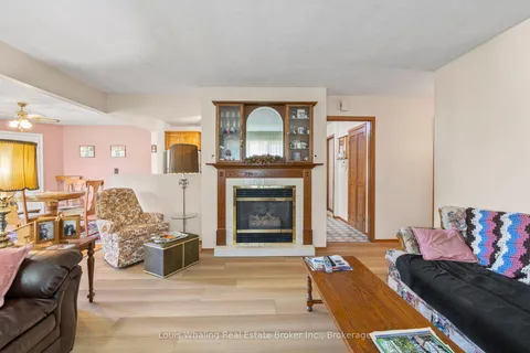 61 8th Street, ON N4N 1J1