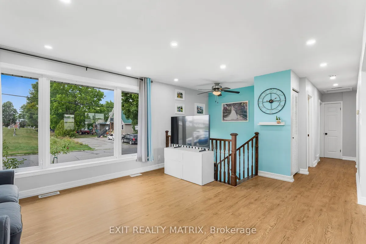 94 Peel Street, ON K0C 1A0