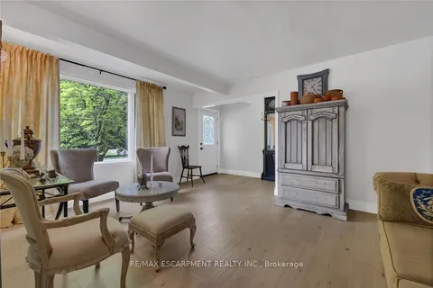 148 LAKESHORE Road, ON L2N 2V1