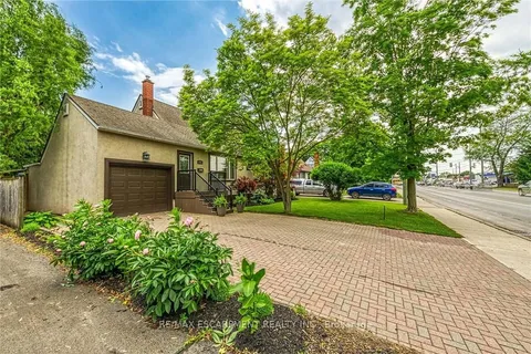 148 LAKESHORE Road, ON L2N 2V1