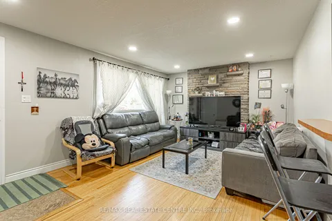 1235 TOUKAY Crescent, ON N5V 2X8