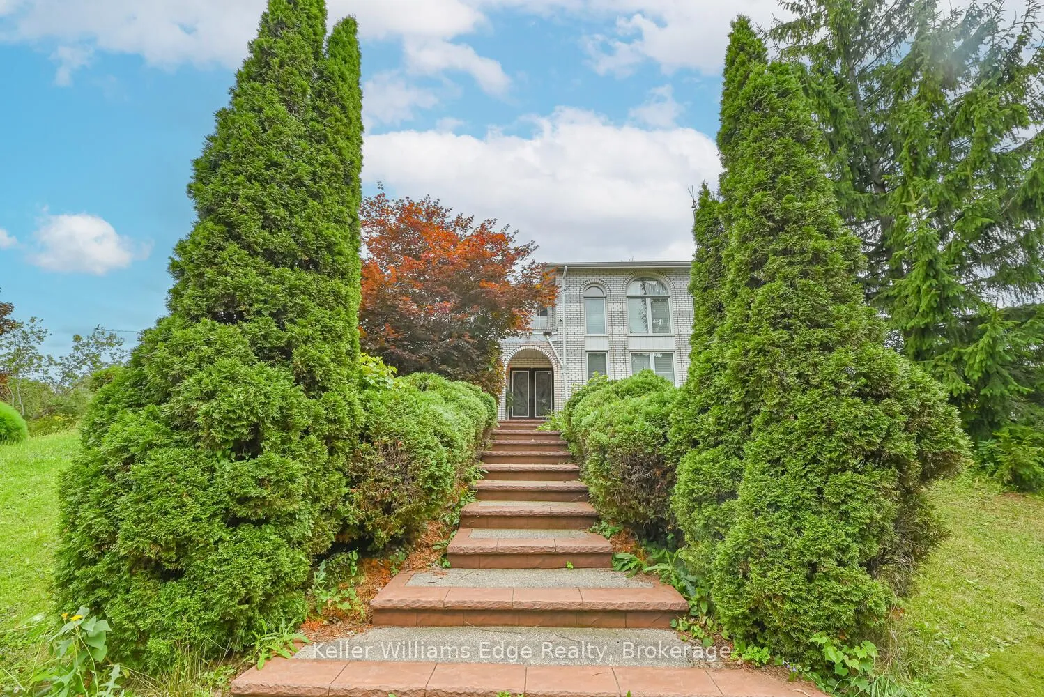 282 Book Road, ON L9G 3L1