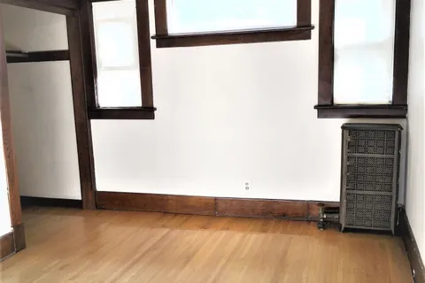 167 BALMORAL Avenue, ON L8M 3K2