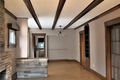 167 BALMORAL Avenue, ON L8M 3K2