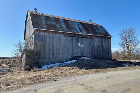 542 Portage Road, ON K0M 1B0