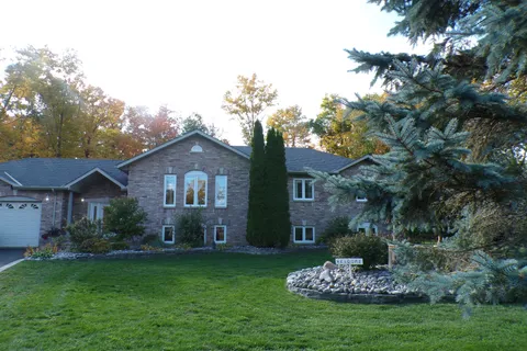 10 VICARI Road, ON K0K 1H0