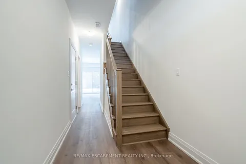 20 CLEAR VALLEY Lane, ON L0R 1W0