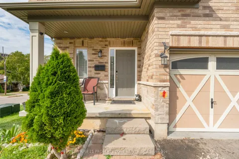 665 Greenhill Avenue, ON L8K 6E2