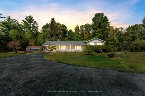 26 Hallecks Road, ON K6V 5T3