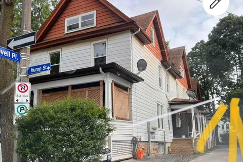 4440 Huron Street, ON L2E 2G9