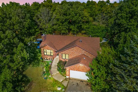 4555 Glen Roy Road, ON K0C 1L0