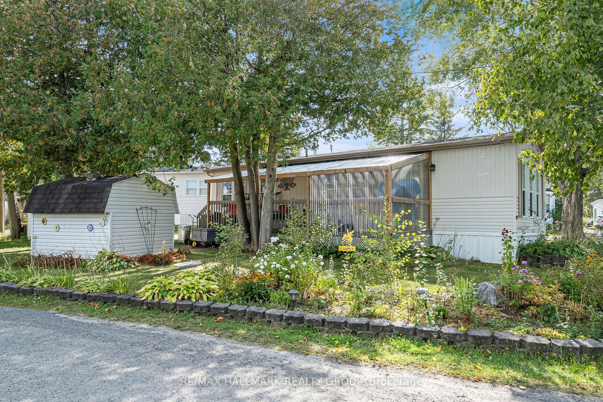 8 Kelly Sand Private, ON K0A 1B0