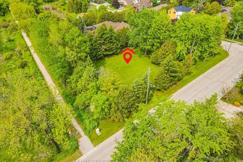 1B Clarke Street, ON N0B 1S0