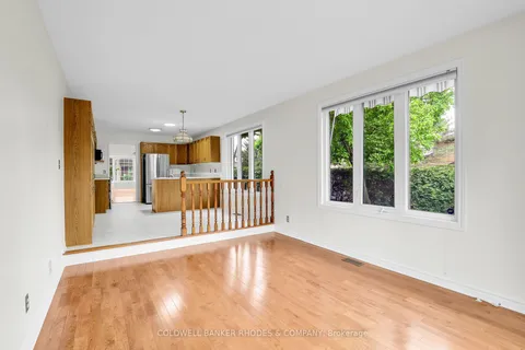 62 Beechfern Drive, ON K2S 1E3