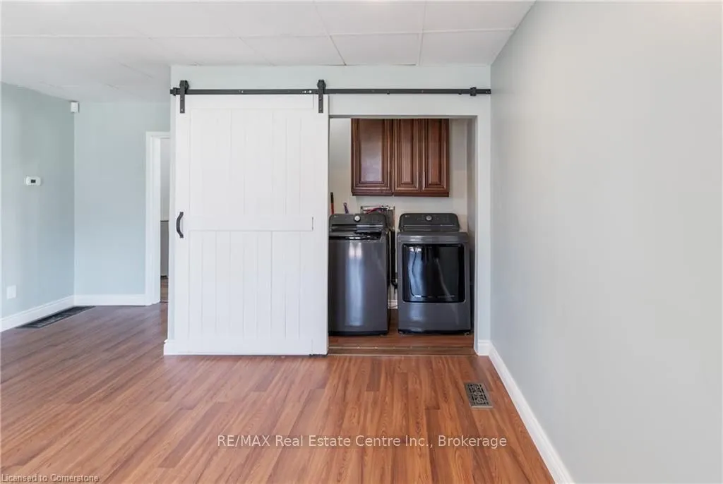 109 Carroll Street, ON N5C 1W1