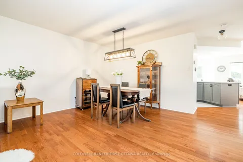 14 VISTAPOINTE Drive, ON K2G 6N5