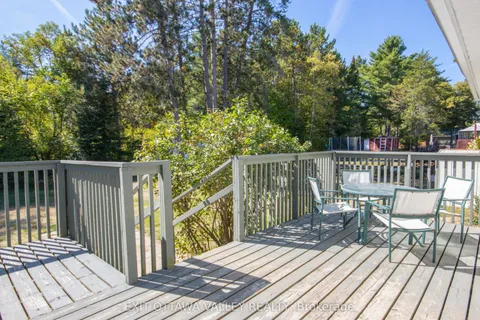 23 Sprucedale Avenue, ON K0J 1B0