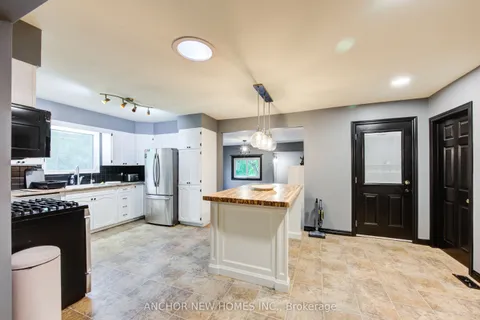 403137 ROBINSON Road, ON N5C 3J7