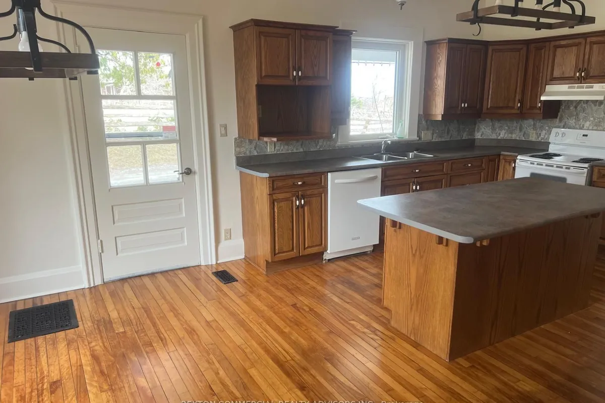 363 Lindsay Road, ON K9J 6X3