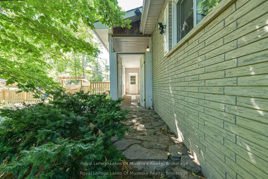 115 Douglas Street, ON P1P 1A4