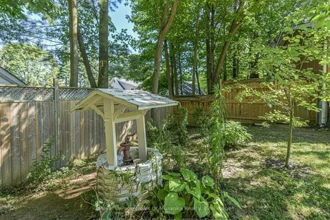 115 Douglas Street, ON P1P 1A4