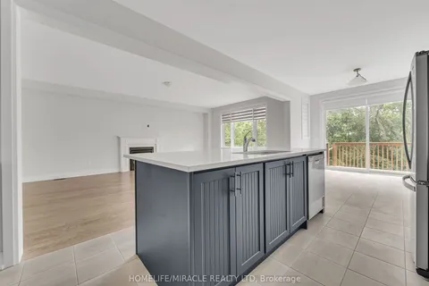 137 Harwood Avenue, ON N4T 0P8