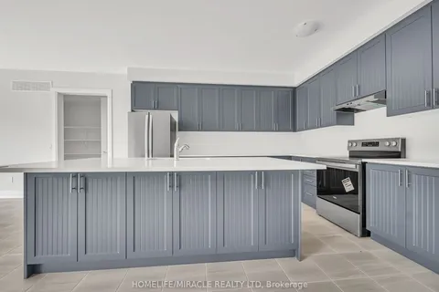 137 Harwood Avenue, ON N4T 0P8