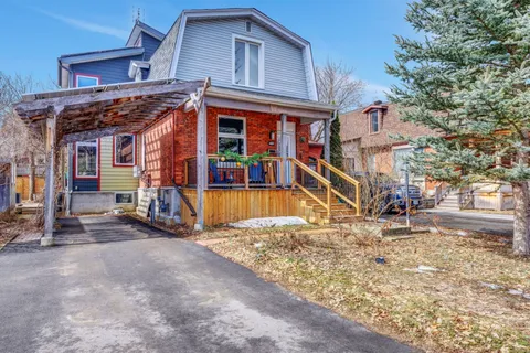 296 Royal Avenue, ON K2A 1T5