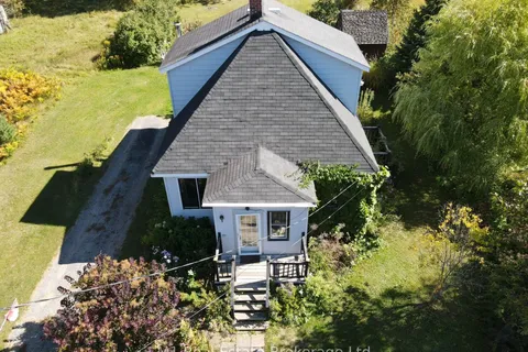 2191 Stisted Rd Road, ON P0A 1Y0