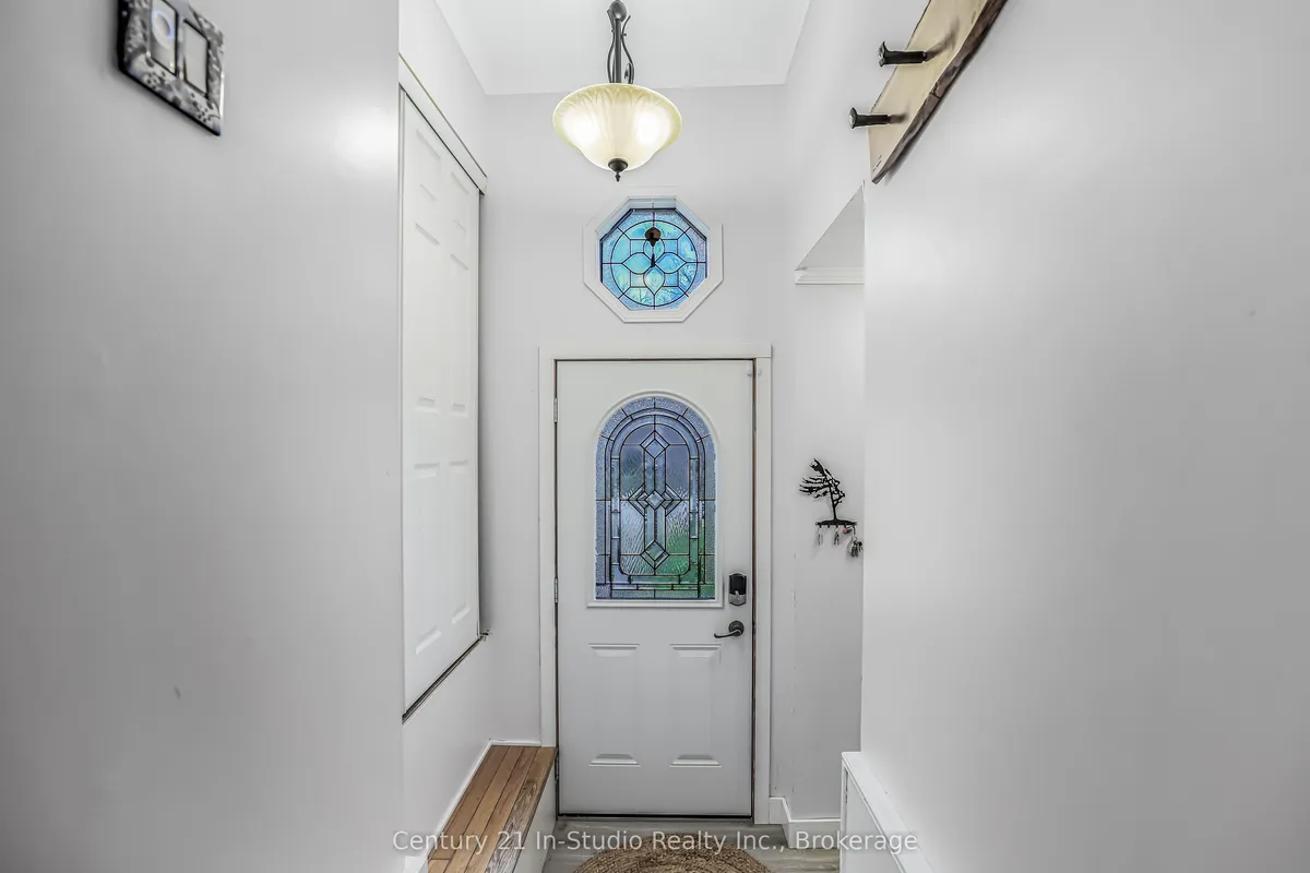 550 McNabb Street, ON N0H 2L0