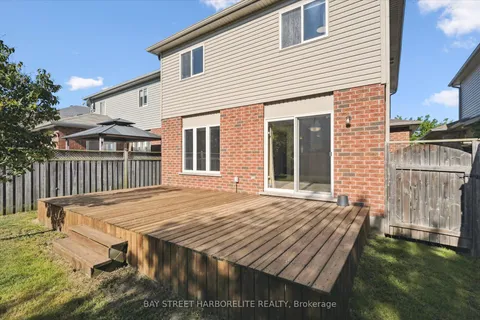 128 CLOUGH Crescent, ON N1L 0E4