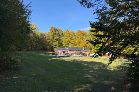 938335 Airport Road, ON L0N 1M0