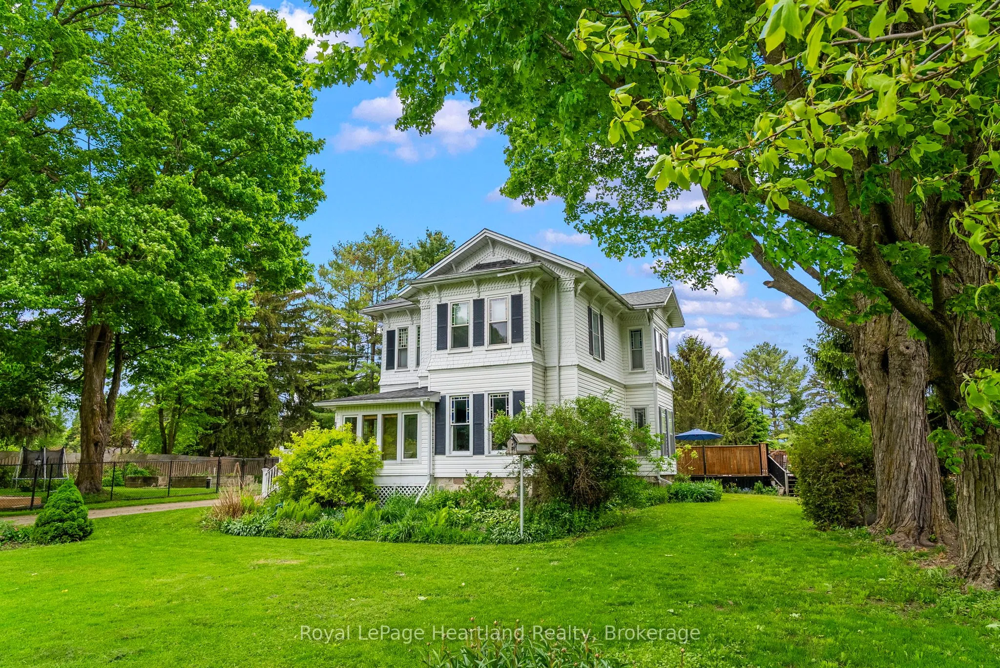 1047 GIBSON Street, ON N0G 2X0