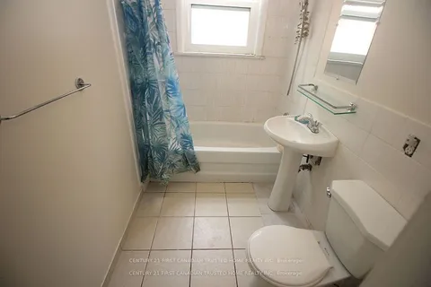 73 Jacqueline Street, ON N5Z 3P8