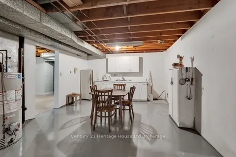 5 Thomas Avenue, ON N4G 5K8