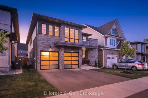 8 Ryder Avenue, ON N1G 4V5