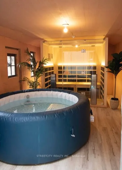 7 Thistle Court, ON N4G 2S8