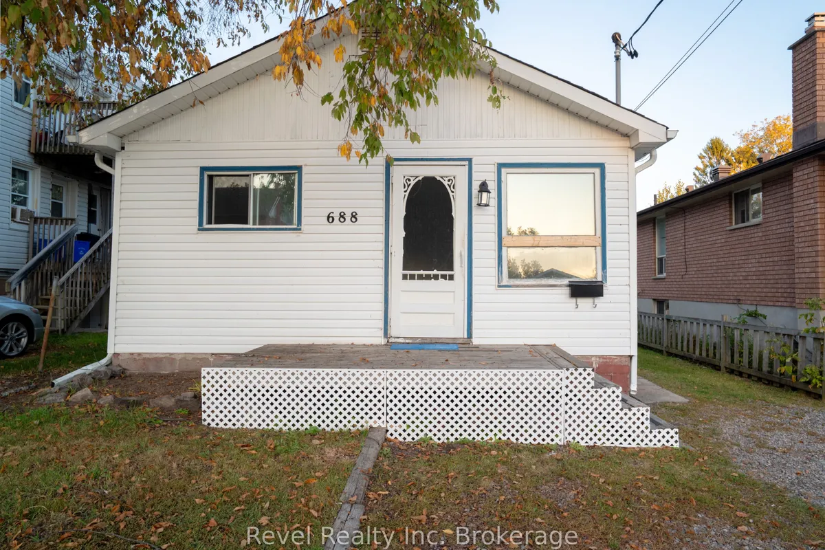 688 Douglas Street, ON P1B 5N8