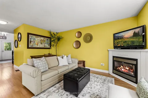 273 Parkview Hills Drive, ON K9A 5S3