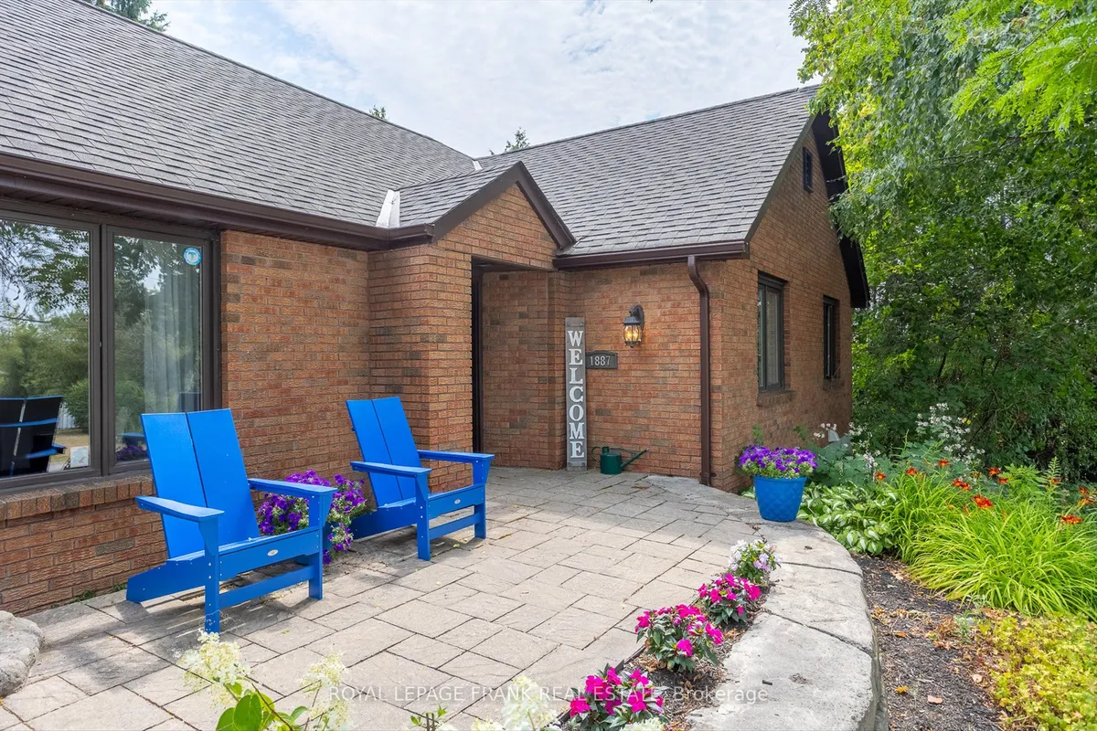 1887 Campbell Avenue, ON K9J 0E5