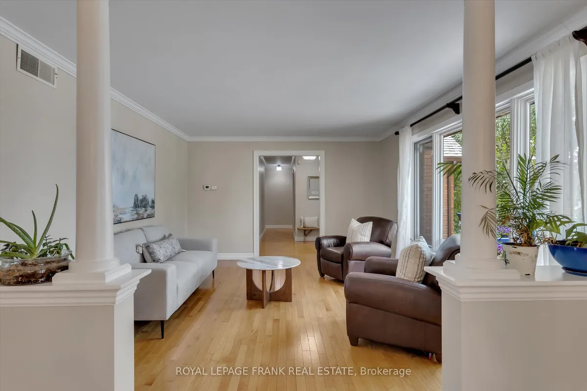 1887 Campbell Avenue, ON K9J 0E5