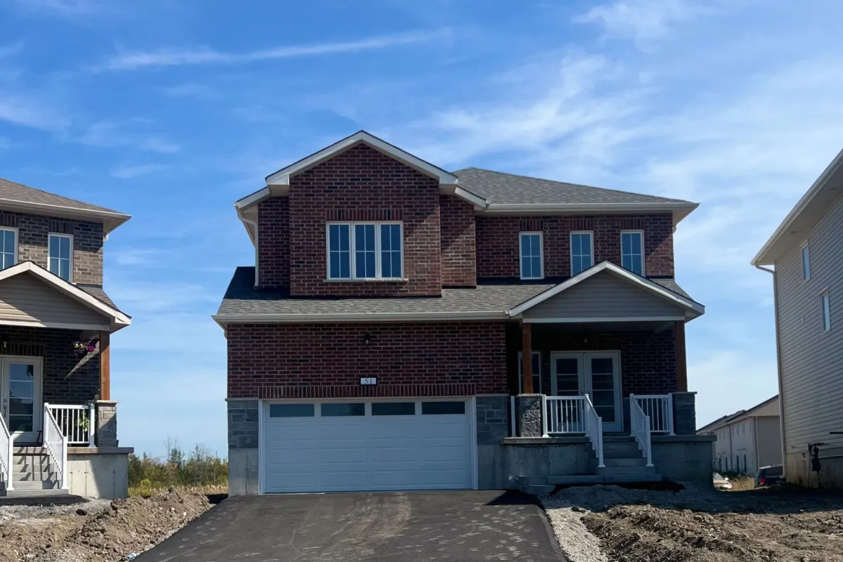 51 Bradden Crescent, ON K8N 0T7