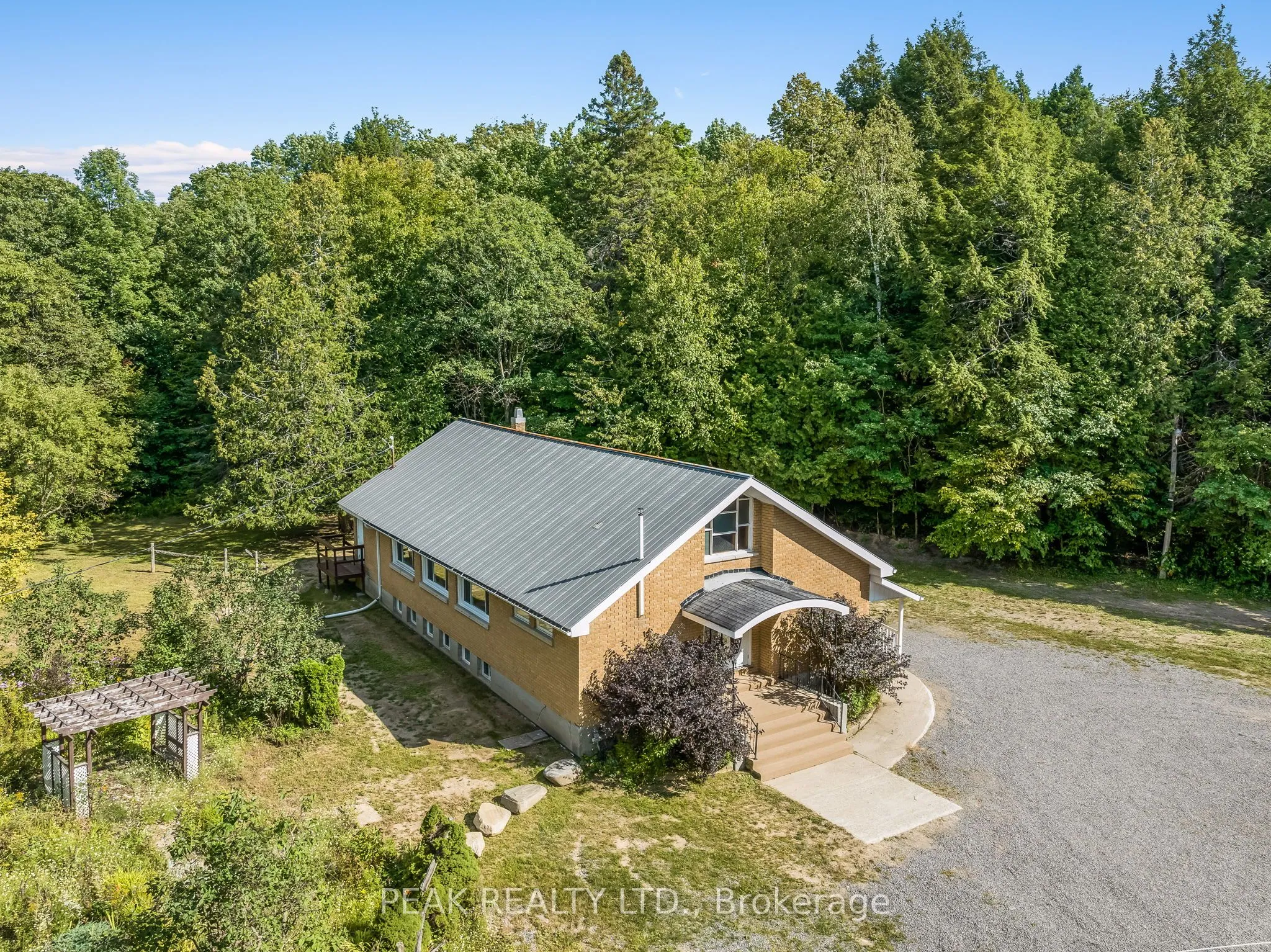 1812 Frontenac Road, ON K0J 2R0