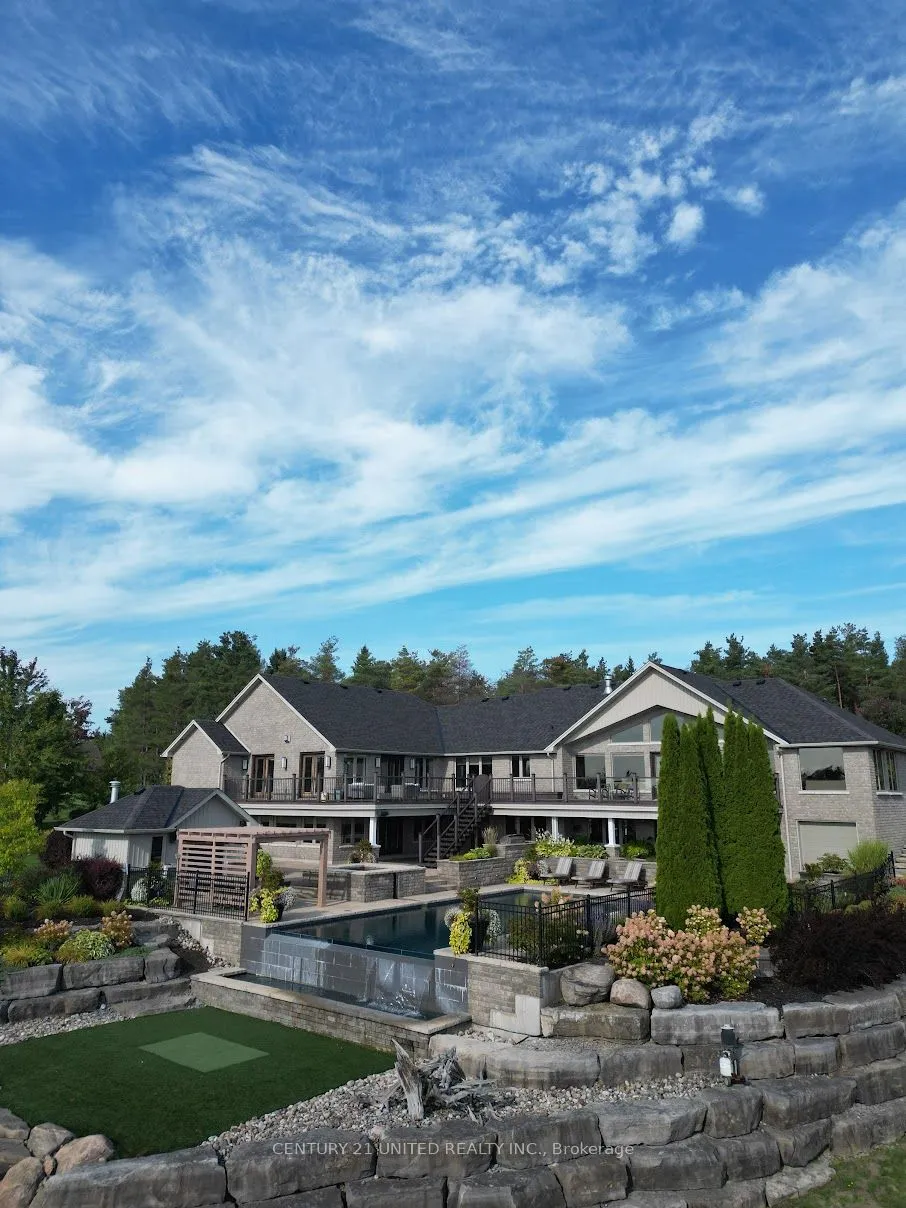 7 Maplehill Drive, ON K9J 0E5