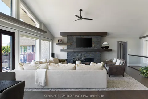 7 Maplehill Drive, ON K9J 0E5