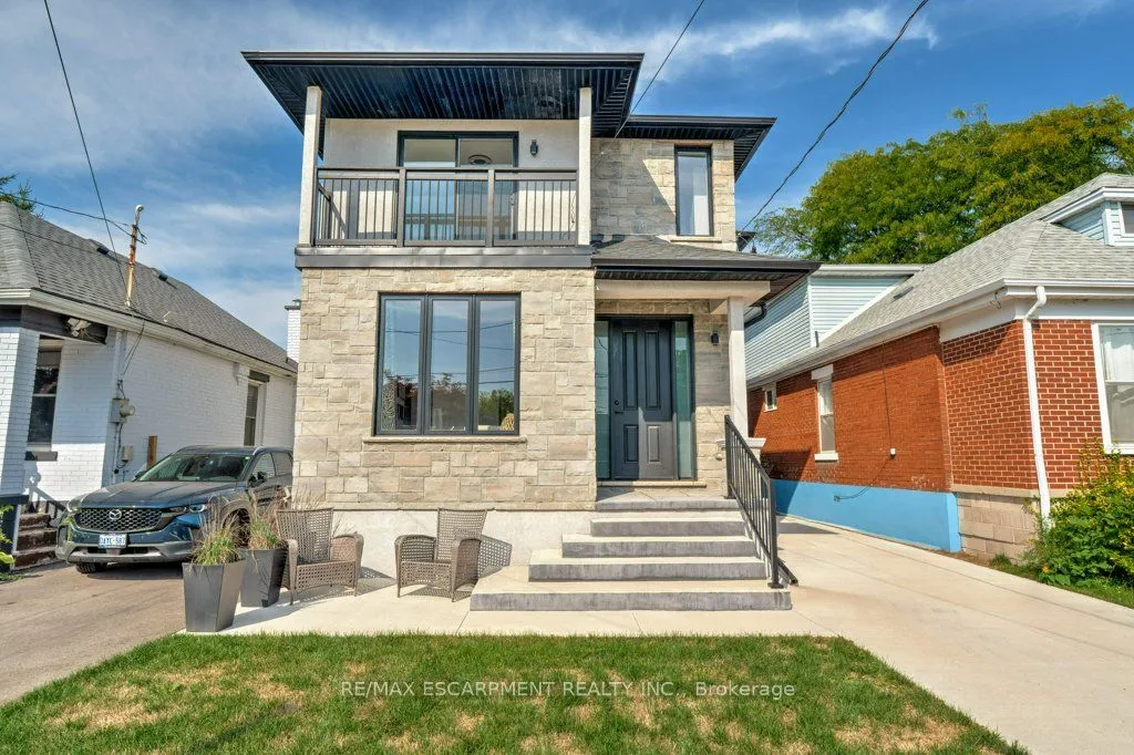 38 East 16th Street, ON L9A 4H9