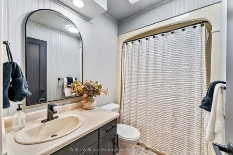 110 Mary Avenue, ON N4K 5N5