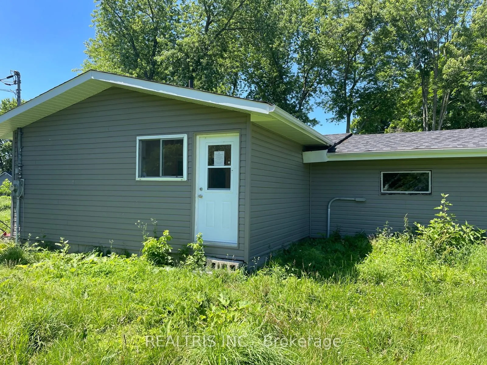 22499 Loyalist Parkway, ON K8N 5P7